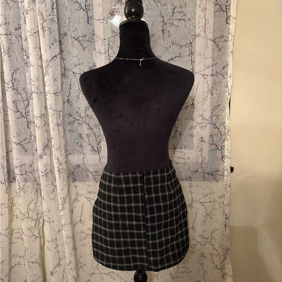 Altard State Plaid Mini Skirt in XL - Picture 2 of 5